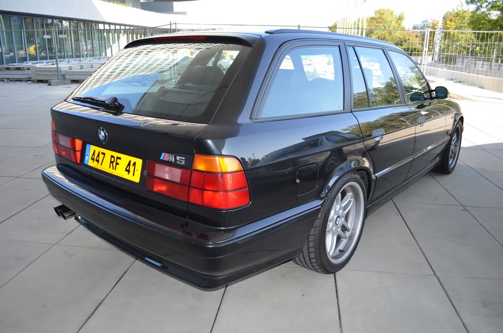 Name:  e34 M5 bonhams auction  DSC_0086.jpg
Views: 15399
Size:  120.5 KB