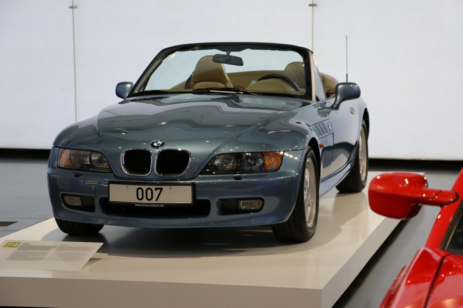 Name:  James Bond Z8  IMG_4986.jpg
Views: 1621
Size:  104.5 KB