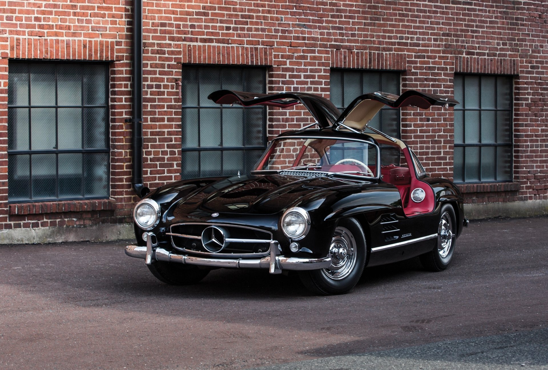 Name:  SL Gullwing.jpg
Views: 2216
Size:  560.7 KB