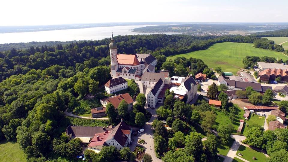 Name:  Kloster Andrechs11406952_10153334956172383_5282984285131791715_n.jpg
Views: 18685
Size:  101.7 KB