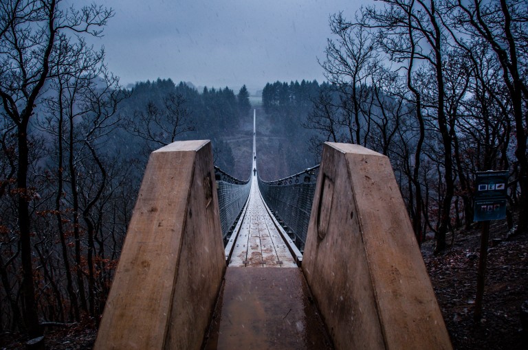 Name:  suspension bridge hngeseilbrcke geierlay  0406-Gemma-Geierlay-Germanys-Longest-Suspension-Bri.jpg
Views: 10430
Size:  136.9 KB
