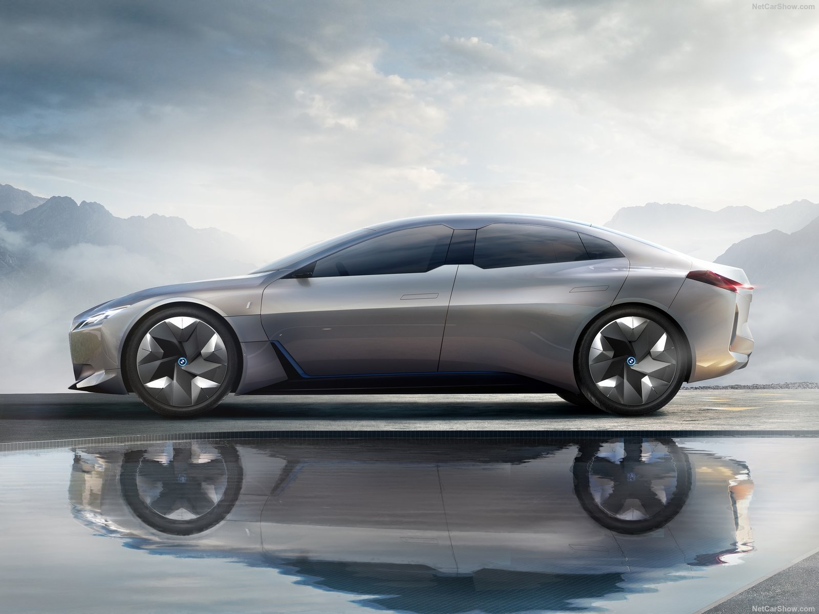 Name:  BMW-i_Vision_Dynamics_Concept-2017-1600-06.jpg
Views: 18382
Size:  187.6 KB