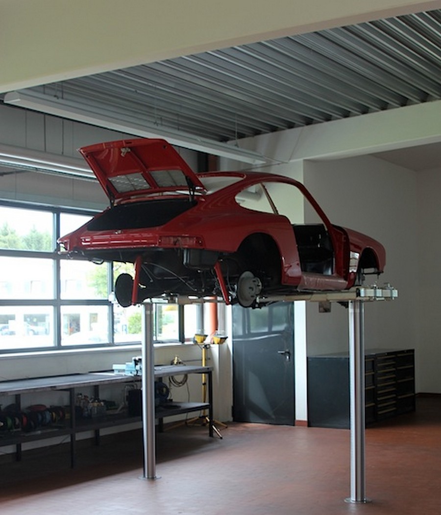 Name:  Besuch_bei_Ruf_-_Porsche_901_in_Restauration.jpg
Views: 12432
Size:  151.5 KB