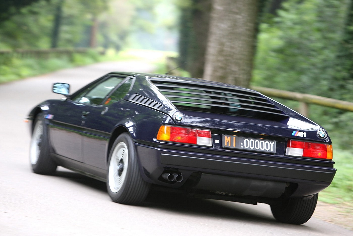 Name:  1978-1981 BMW M1 [14].jpg
Views: 13327
Size:  214.6 KB