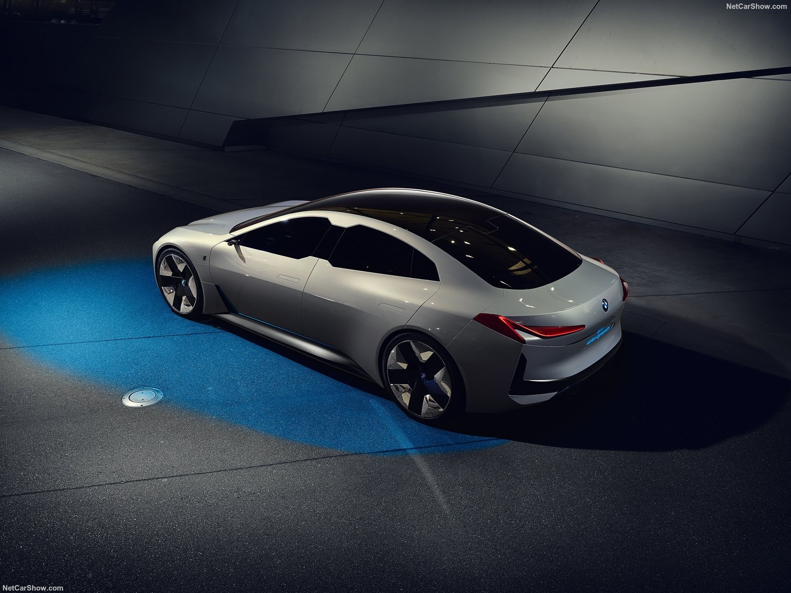 Name:  BMW-i_Vision_Dynamics_Concept-2017-1600-09.jpg
Views: 16882
Size:  345.7 KB
