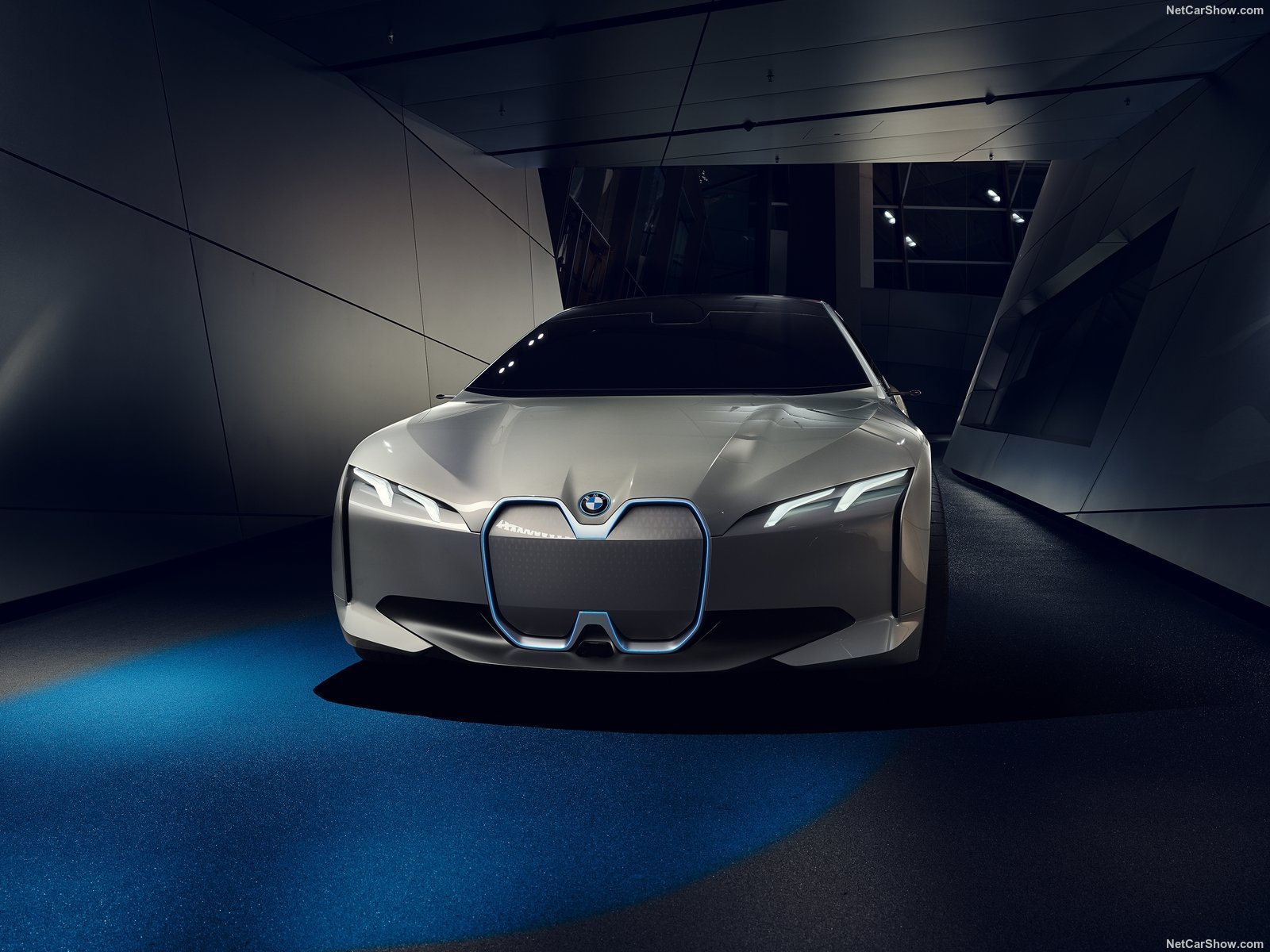 Name:  BMW-i_Vision_Dynamics_Concept-2017-1600-0d.jpg
Views: 17097
Size:  222.0 KB