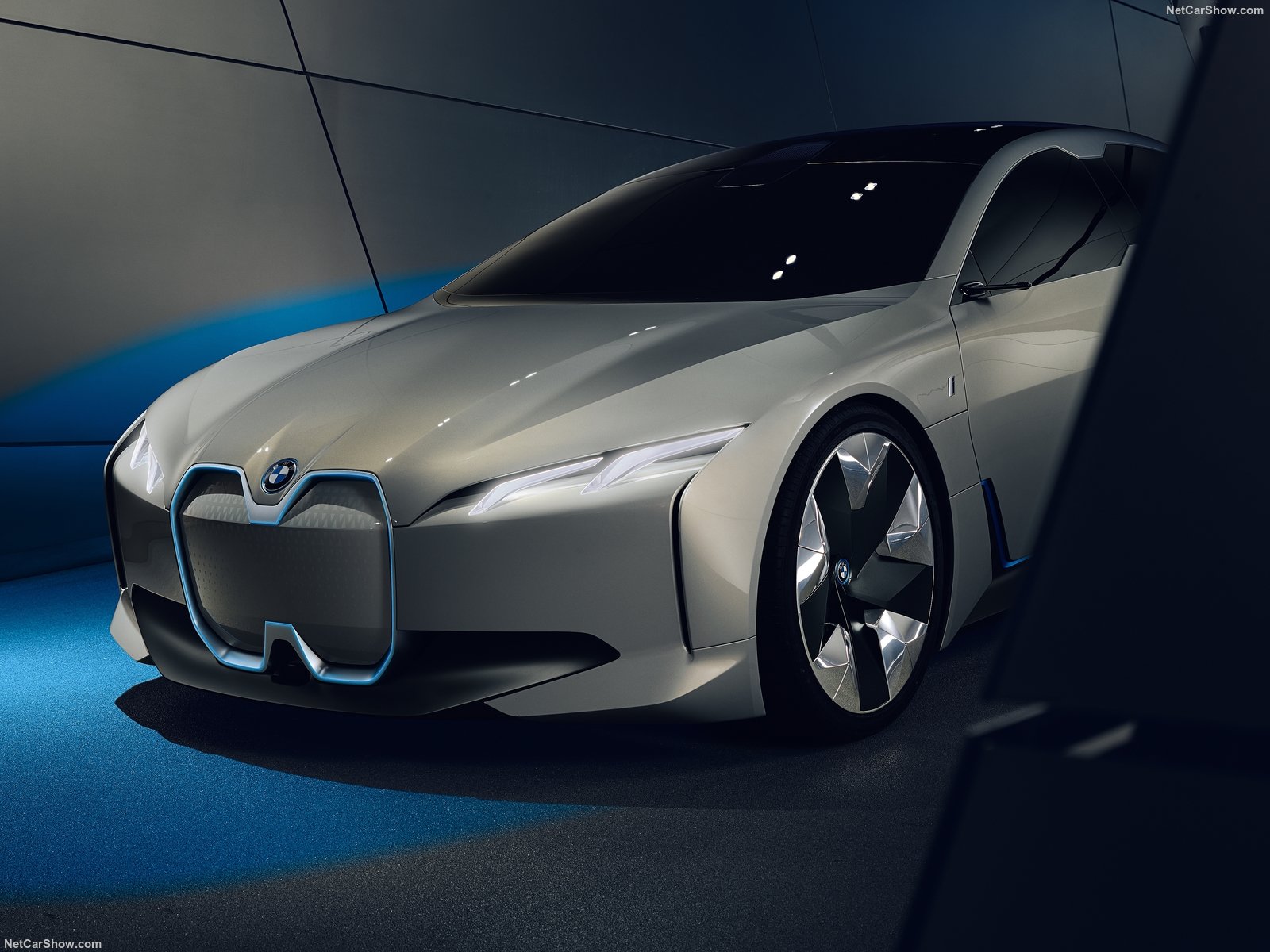 Name:  BMW-i_Vision_Dynamics_Concept-2017-1600-0f.jpg
Views: 16402
Size:  212.3 KB